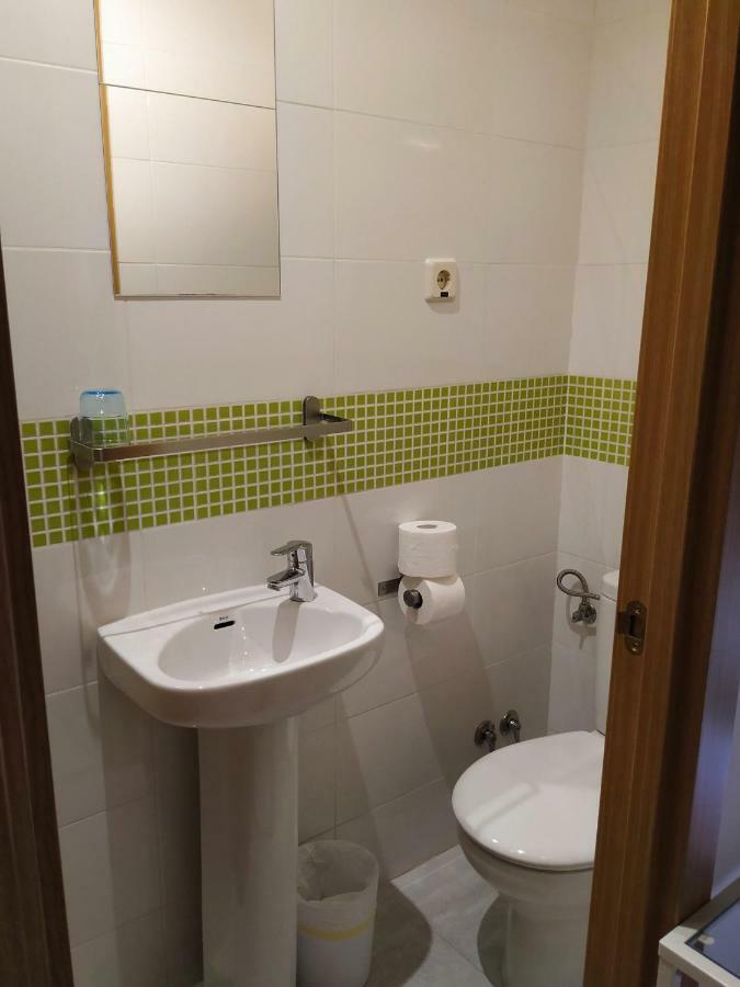 Hostal Abitum Мадрид Экстерьер фото
