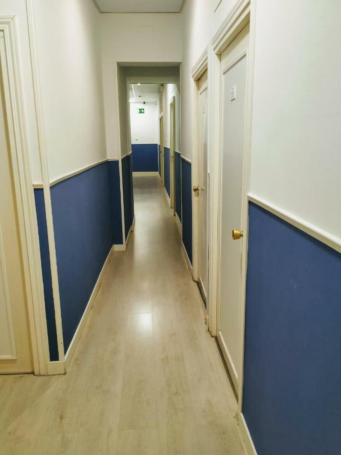 Hostal Abitum Мадрид Экстерьер фото